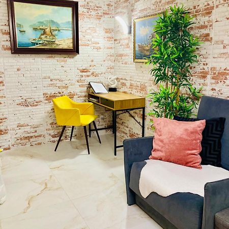 Apartment With Terrace And Pool, Los Cristianos لوس كريستيانوس المظهر الخارجي الصورة