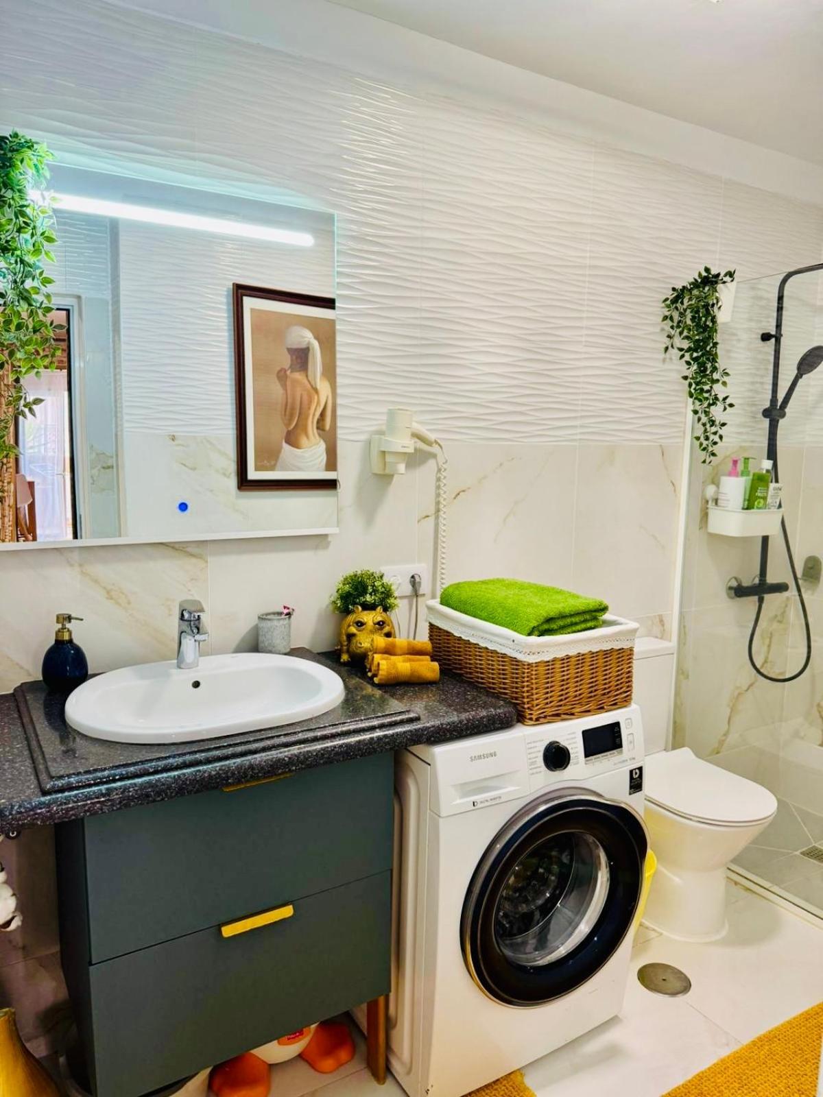 Apartment With Terrace And Pool, Los Cristianos لوس كريستيانوس المظهر الخارجي الصورة