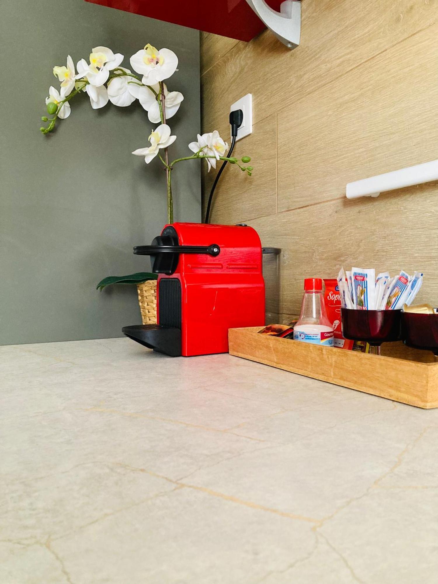 Apartment With Terrace And Pool, Los Cristianos لوس كريستيانوس المظهر الخارجي الصورة