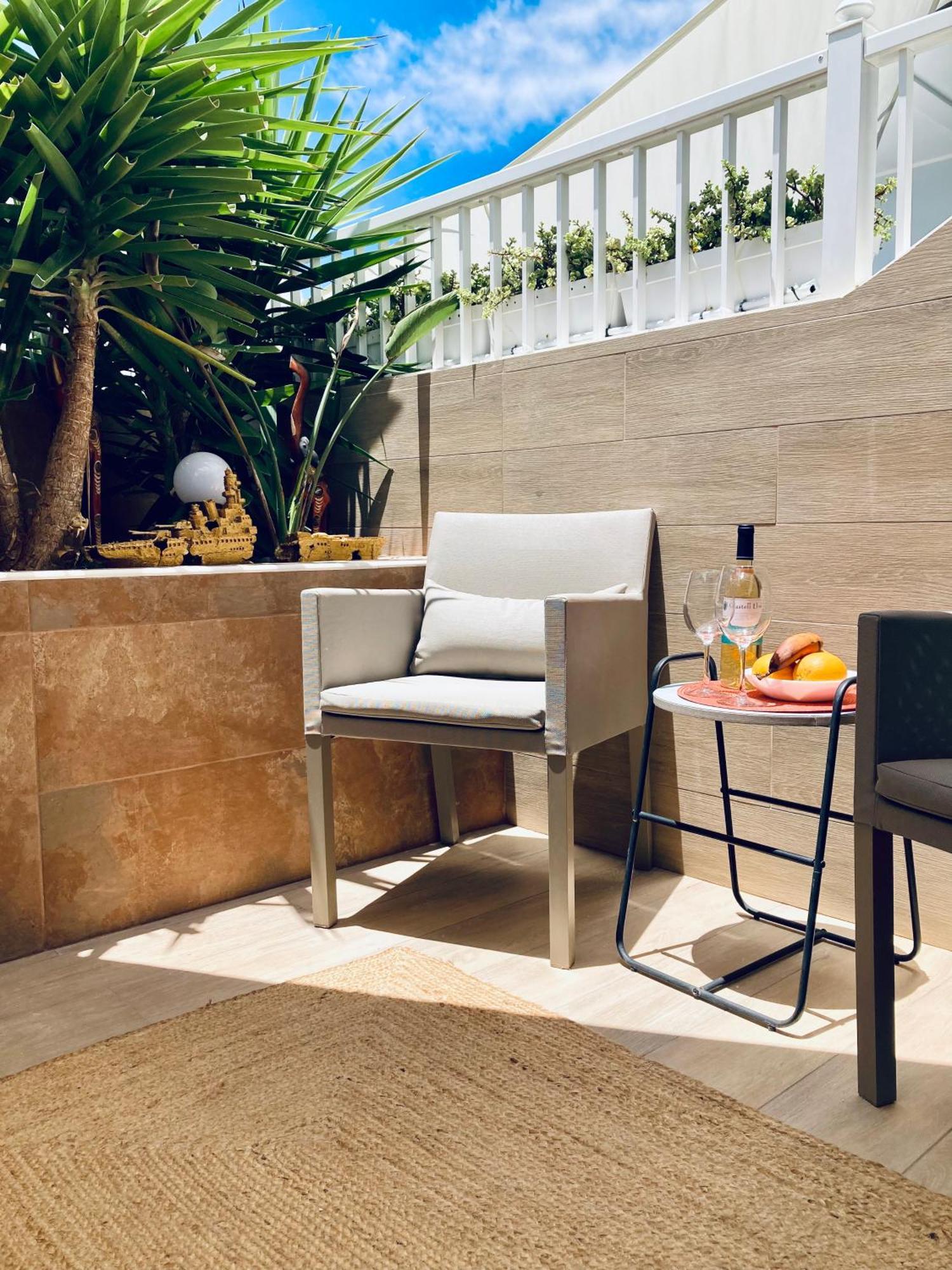 Apartment With Terrace And Pool, Los Cristianos لوس كريستيانوس المظهر الخارجي الصورة
